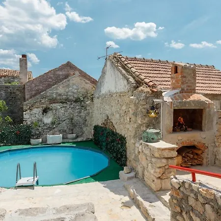 Oleander - Stone House With Shared Seasonal Swimming Pool * Pašman