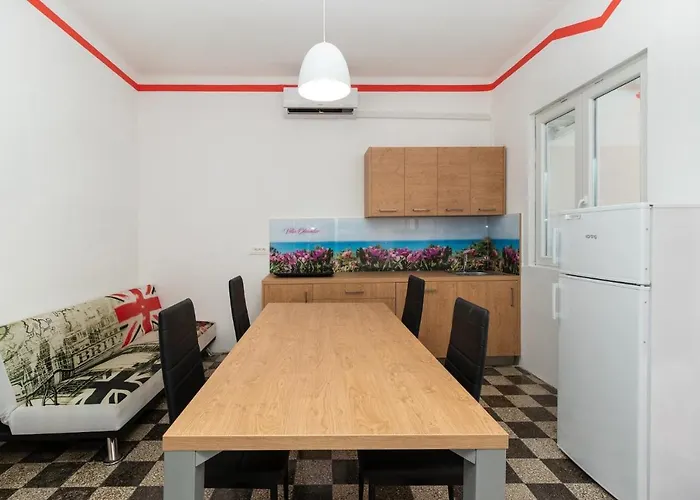 Oleander - Stone House With Shared Seasonal Swimming Pool * Пашман