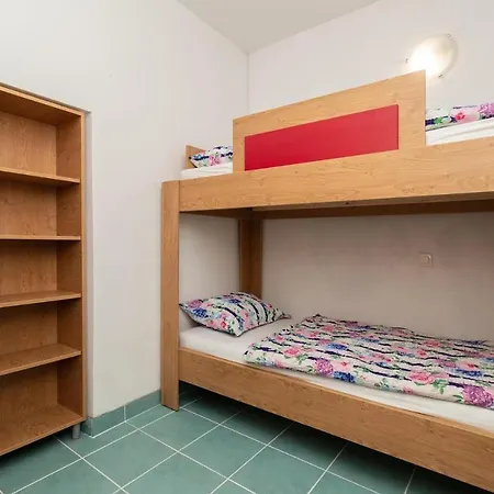 Apartament Oleander - Stone House With Shared Seasonal Swimming Pool Pašman