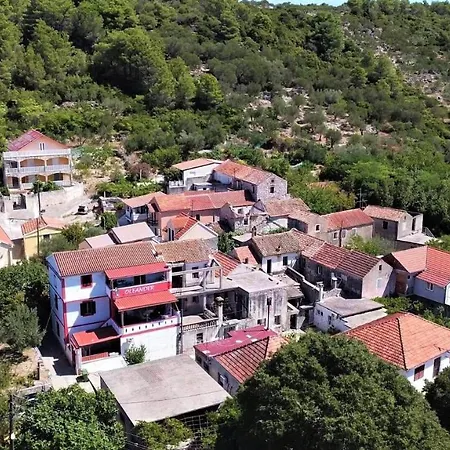 Oleander - Stone House With Shared Seasonal Swimming Pool * Pašman